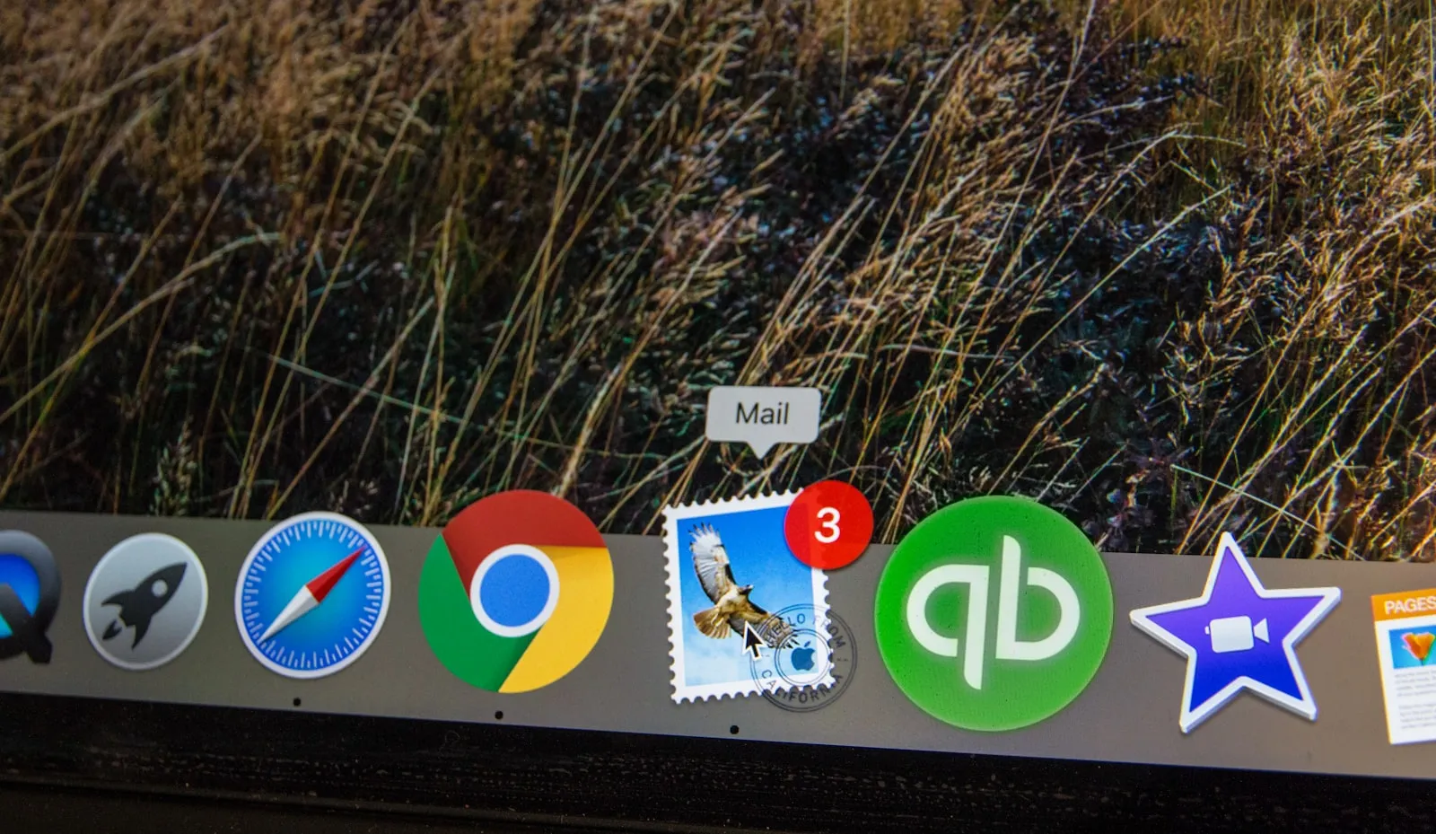 Notifica email e superficie d'attacco